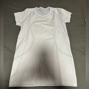 Swiftly Tech Lululemon Shirt